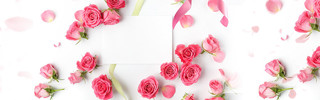 粉色玫瑰花瓣情人节浪漫婚礼海报背景